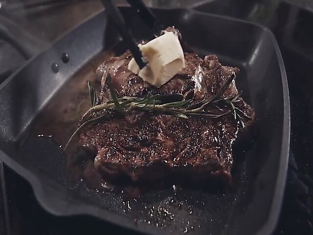 Sensual kitchen sex with meat lover Asha Heart