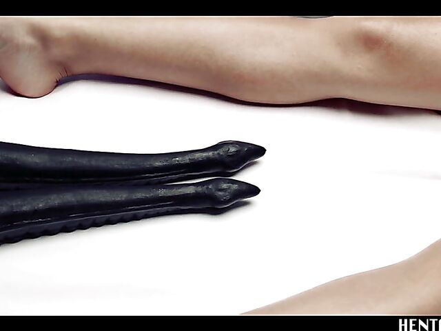 Alien sex with helpless Haneen who gets her shaved pussy filled