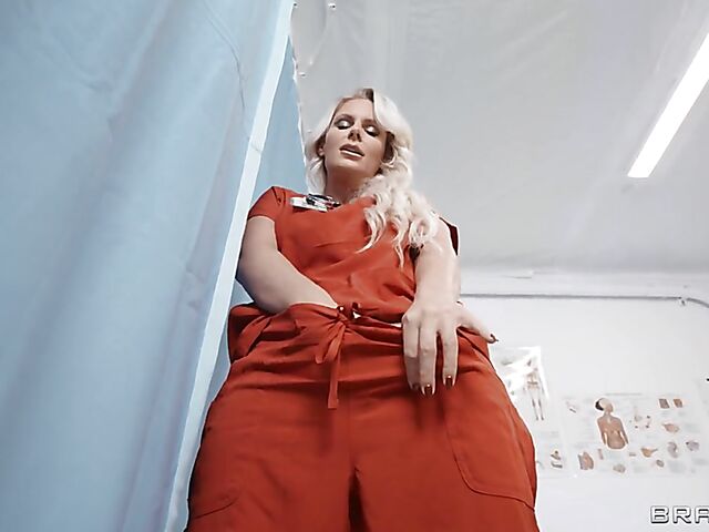 Lesbian nurse Phoenix Marie takes advantage of Summer Col