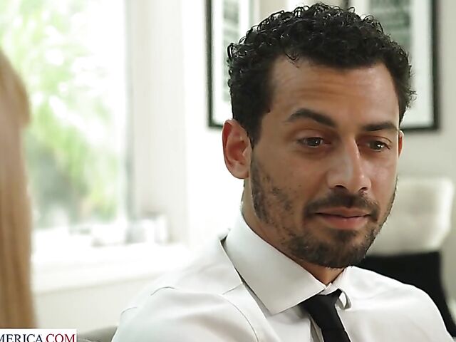 Busty mature pornstar Sara Jay loves that dark cock