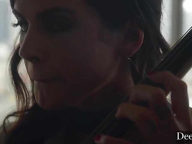 Good hard fuck with well-endowed Keisha Grey featuring Mick Blue