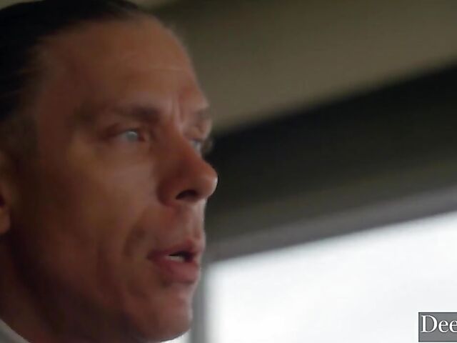 Good hard fuck with well-endowed Keisha Grey featuring Mick Blue