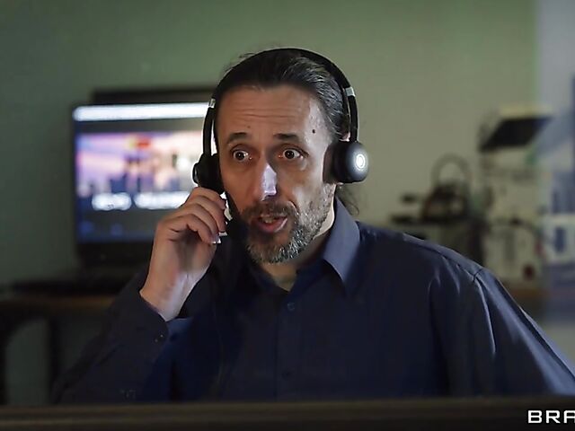 MILF Phoenix Marie anal with Danny D during the morning show