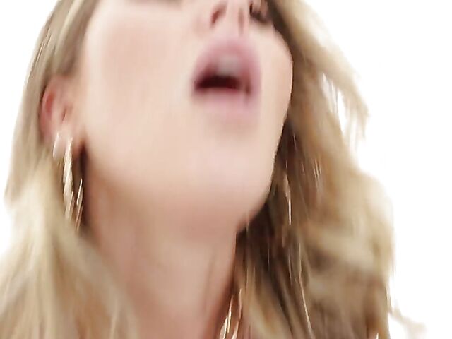 Squirting anal addict Paige Owens gets her ass used after pussy