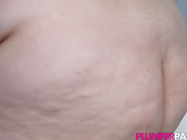 Raven Minxxx - Redhead BBW solo with her new dildo