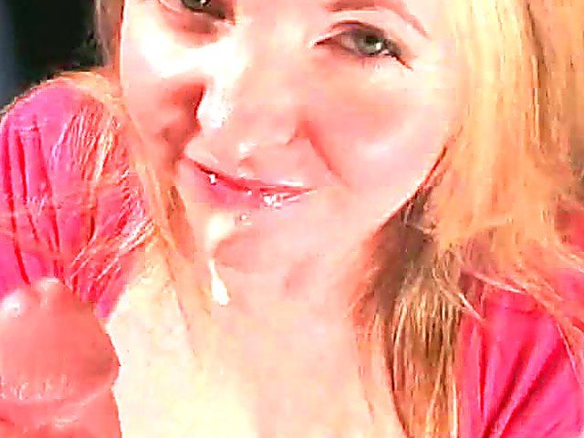 Eager mature blonde sucking fat dick