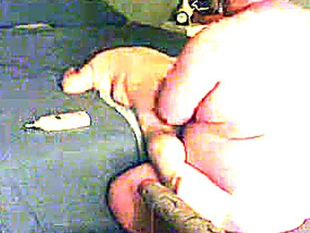 Fat horny couple enjoy cunnilingus before fucking