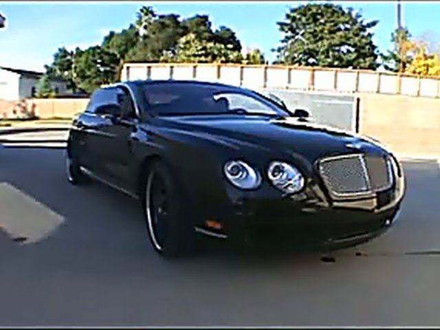 Ebony babe gets her pink pussy licked clean