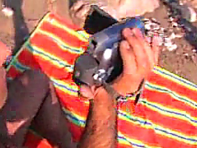 Horny couple film themselves fucking on a beach