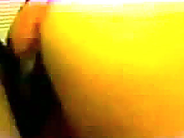 A hot babe needs fucked quickly