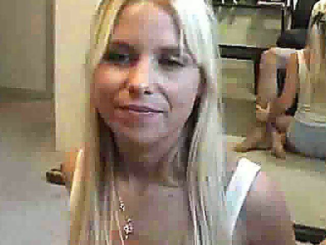 Exquisite blonde gives blowjob