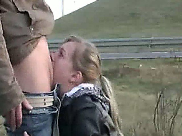 Hot blonde gives roadside sucking service