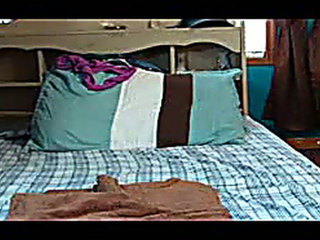 Horny babe shows off her pelvic motion