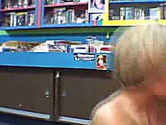 Hot babe drops to knees for blowjob