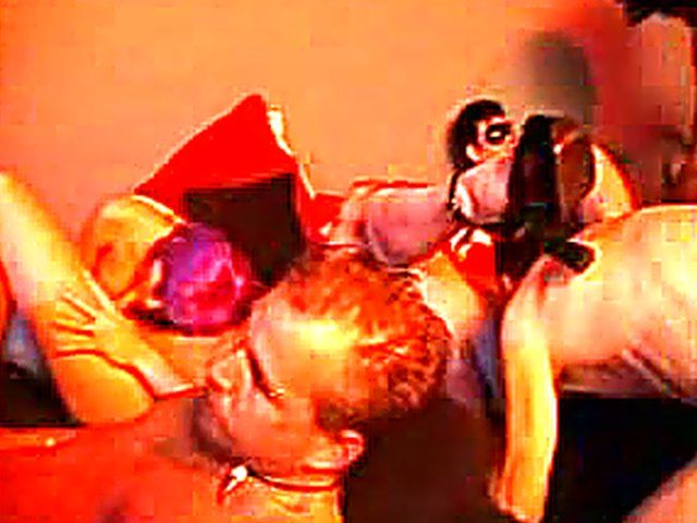 Horny swingers love to suck, and fuck