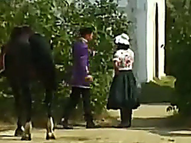 Beautiful babe keeps all her friends fully satisfied