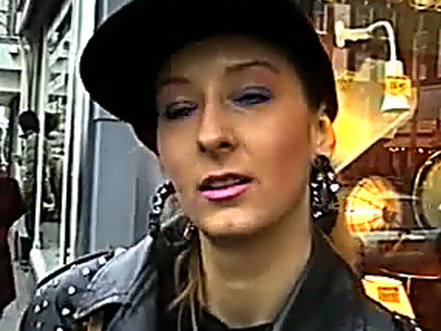 Beautiful sexy teen loves to finger her pussy