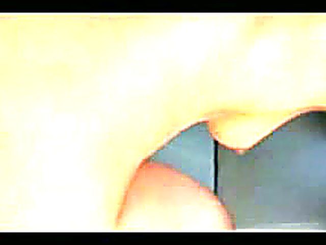 Two Ebony chicks suck a white guys cock