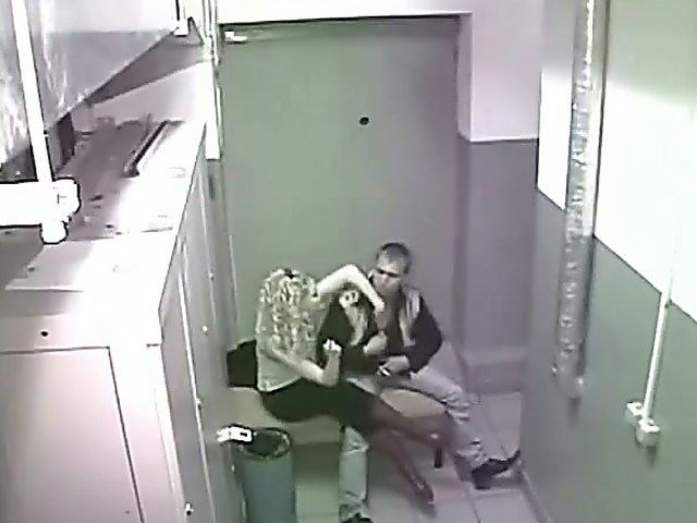 Horny couple fuck in a public locker room
