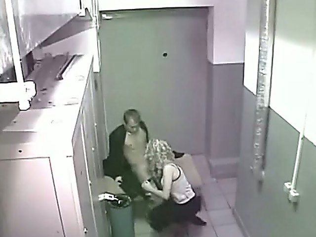 Horny couple fuck in a public locker room