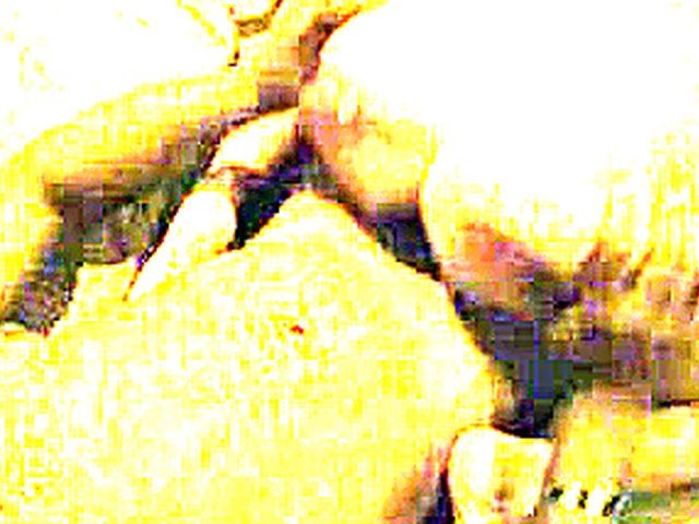 Blonde babe has an orgasm whilst being fucked