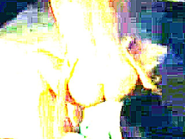 Blonde babe has an orgasm whilst being fucked