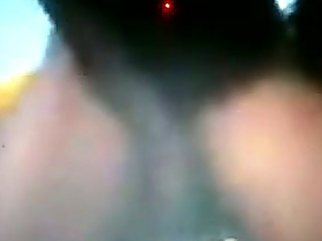 Black babe fucks her pussy on the web