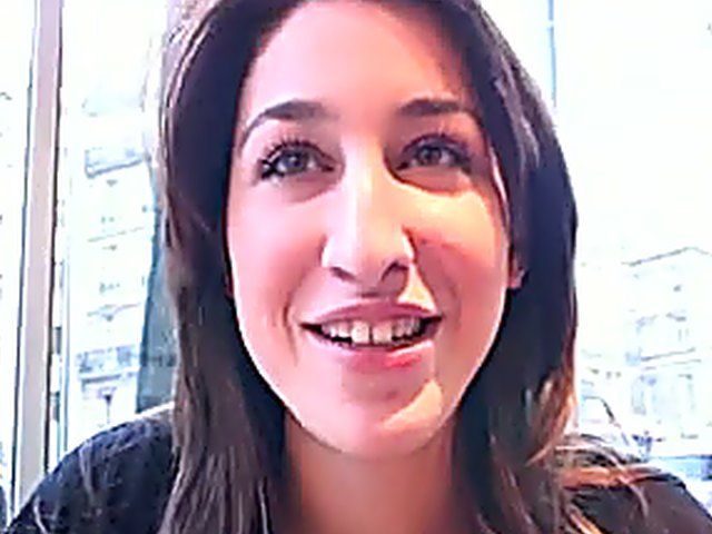 Beautiful French chick gets blindfolded and has sex