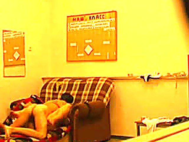 Boyfriend hides camera as he fucks his girlfriend