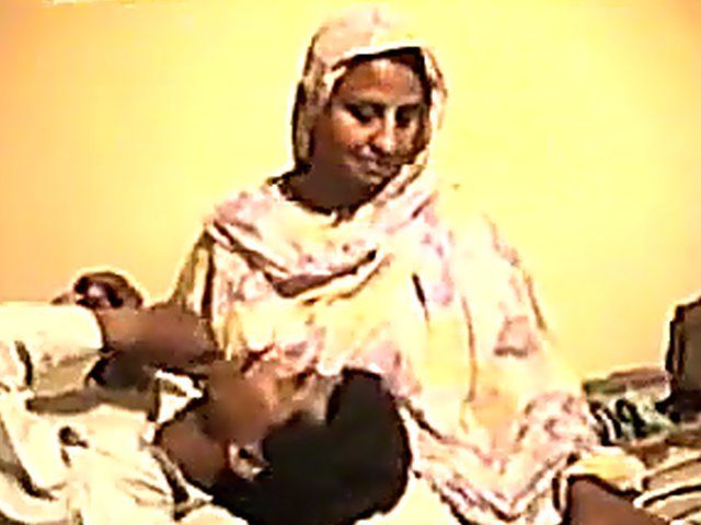 Pakistani wife gets fucked lovingly by her husband
