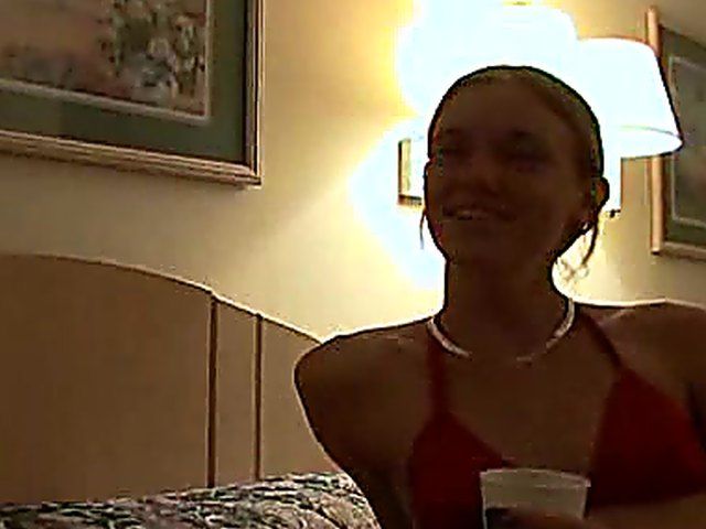 Beautiful babe gets filled with fresh hot cum