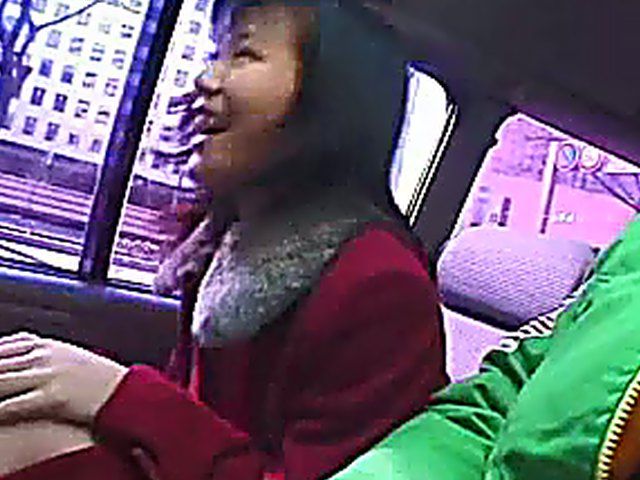 Japanese slut sucks a hard dick outside