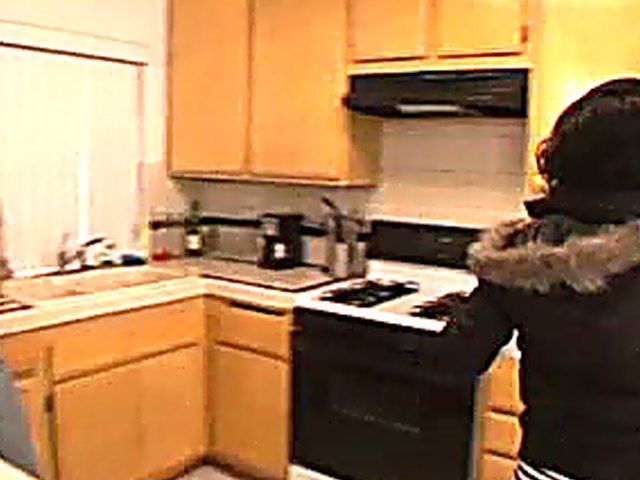 Sensational babe gets her pussy pampered by husband