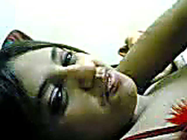 Chubby Arabian bride sucks her husbands fat cock