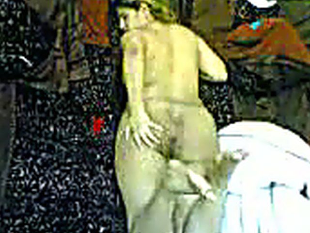 Chubby Arabian bride sucks her husbands fat cock