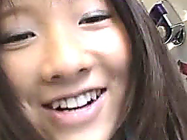 Horny Japanese chick gets fucked on a train