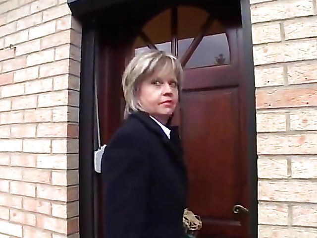 Mature French woman needs a pounding