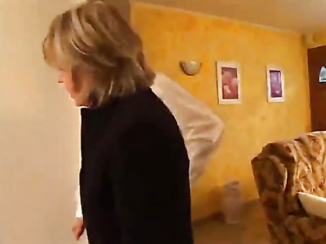 Mature French woman needs a pounding
