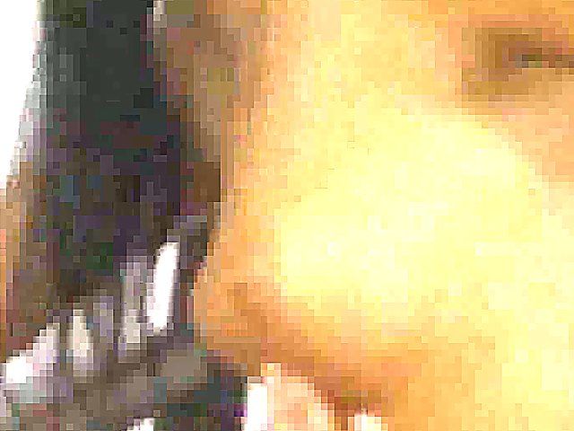 A hot babe cums whilst she gets fucked