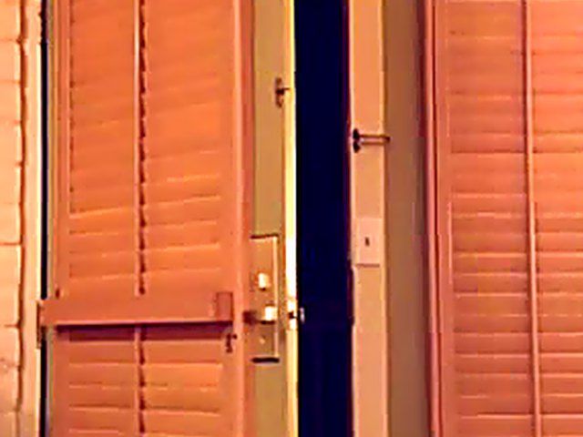 Bored wife fucks a black mans curved cock