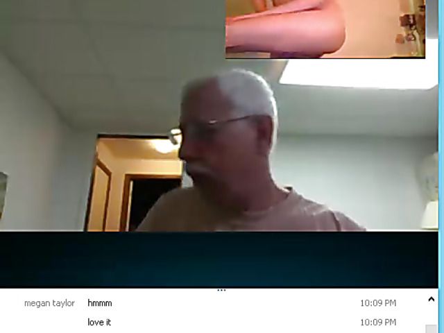 Granny dave doing handjob