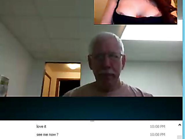 Granny dave doing handjob