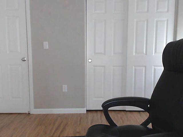 Blonde with curves gets nude!