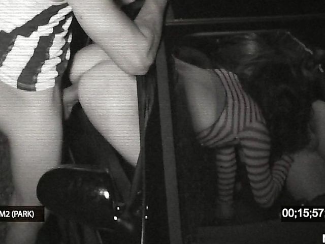 Shave asian hottie gets tag teamed at nighttime