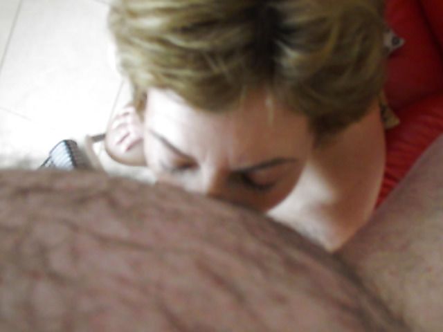 Mature wife in the mood for cock sucking