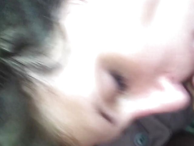 Girlfriend blows and gets cum in her face