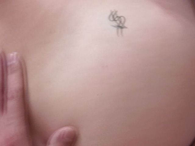 Girlfriend gets cum on her beautiful ass