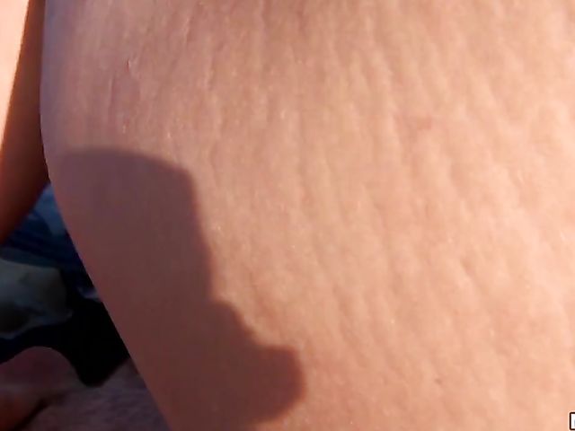 GF with pierced clit fucking at the beach