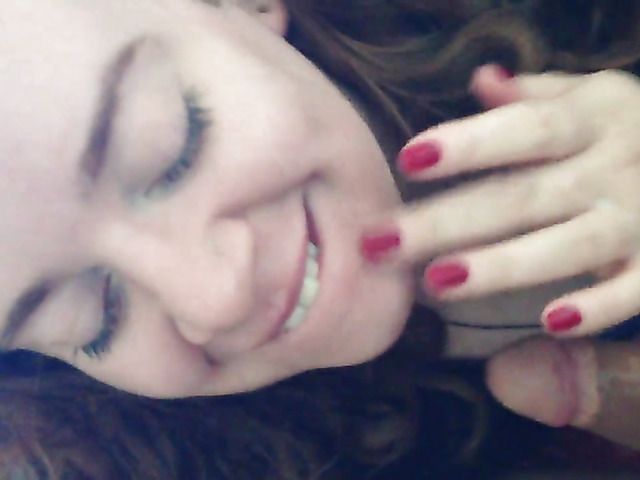 Pretty wife first time blowjob on cam