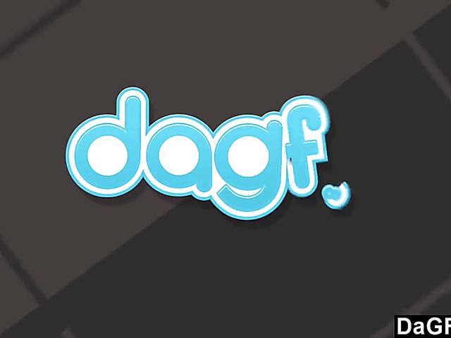 Hot GF with pierced nipps gets nailed in POV